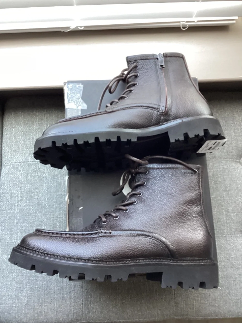 BOSS Julio Lugged Moc Toe Leather Boot, size 10